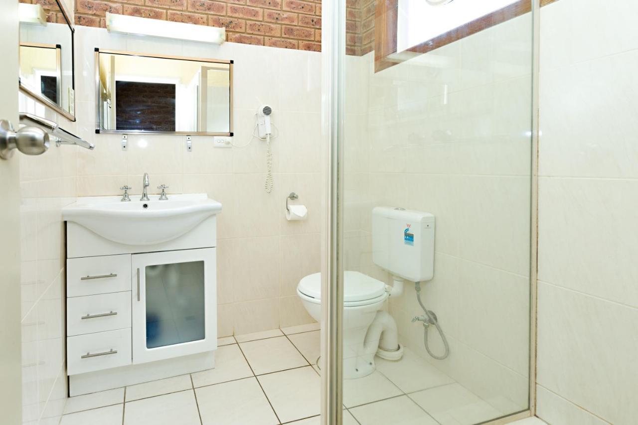 Beechworth Carriage Motor Inn Bagian luar foto